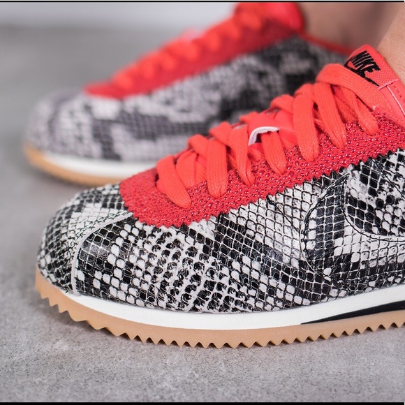 nike cortez python